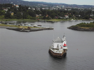 Zicht bij het binnenvaren van Oslo