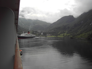 Geiranger fjord met Queen Elisabeth 2