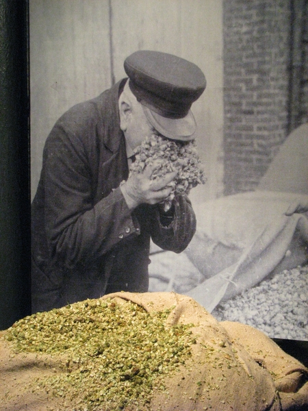 Afbeelding spoorweg-frietwagen 100