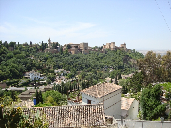 Zicht vanuit Sacromonte op het Alhambra