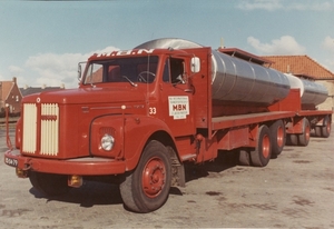 73. Scania 33, 110  super