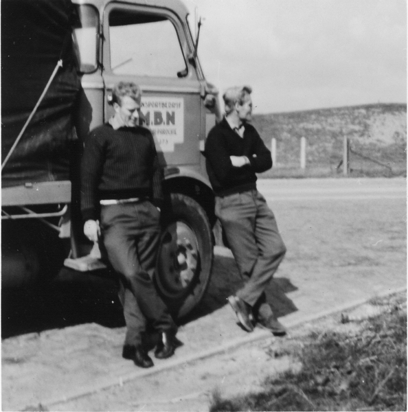 48. DAF 17 op Afsluitdijk