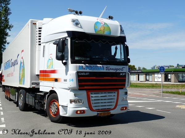 Trucks 067-border