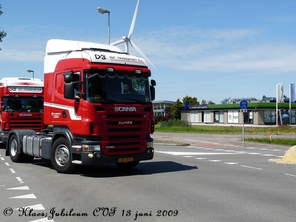 Trucks 071-border