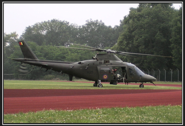 Heli.