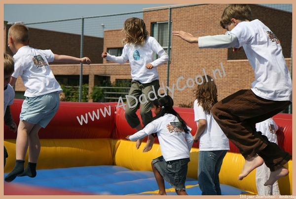 22 Mei -border (600)