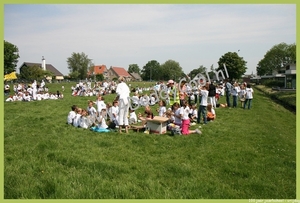 23 Mei (275)-border