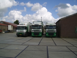 2 X DAF 1 X Scania