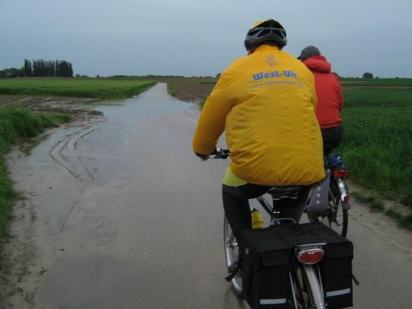 Fiets Westuit Hoegaarden 2009 035