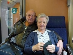 in de trein, Bierbuik en Omi