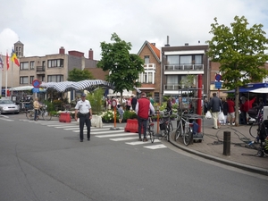 09.07.11.KNOKKE.WEKELIJKSE MARKT