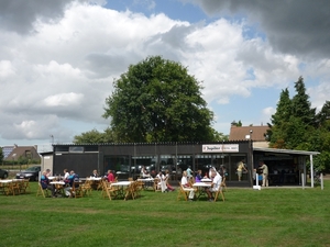 09.07.30.BENTILLE.START OP VOETBALPLEIN