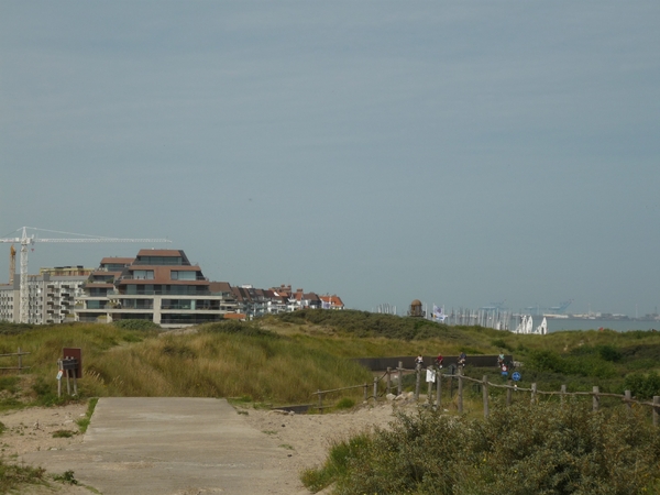 09.08.01.KNOKKE.WE NADEREN HET ZOUTE