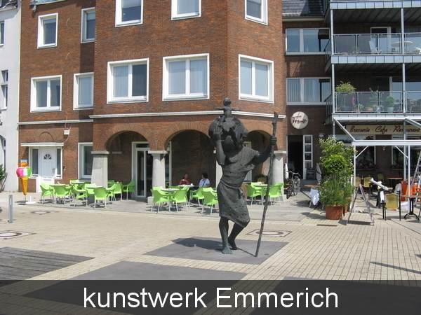 kunstwerk op de prommenade in Emmerich