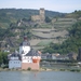 Kaub - Zicht op stad met kastelen Pfalzgrabenstein en Gutenfels