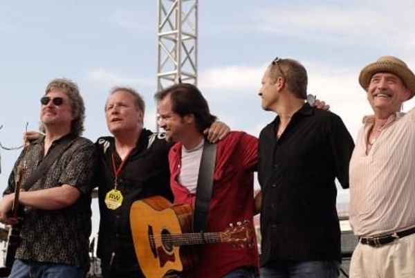 RESTLESS HEART & COLLIN RAYE