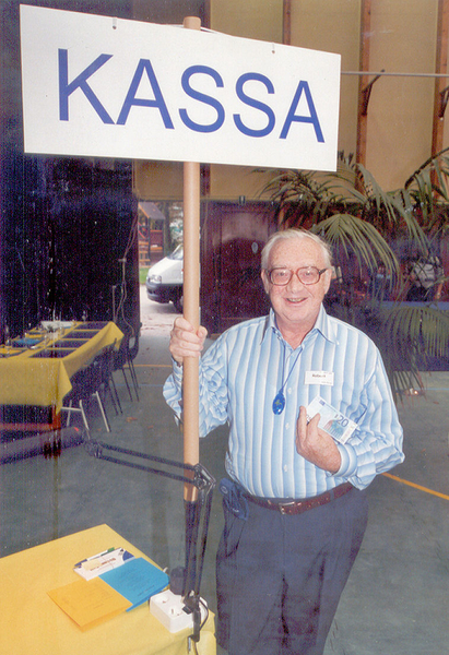 aan de Kassa bij Gui 2004