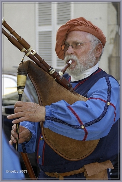 sized_sized_DSC8725a