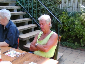 Roland in gepeins verzonken