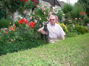 zo fier op zijn hondje,  froufrou