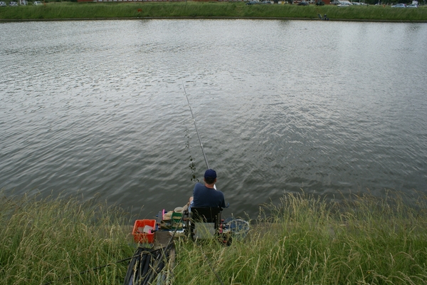 20070604-Watersportbaan vissen 068