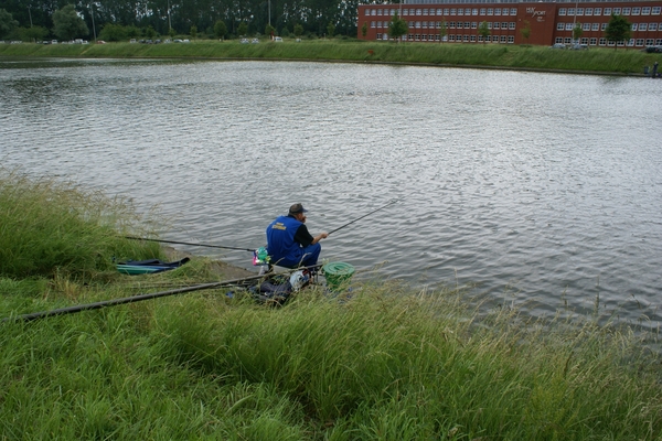 20070604-Watersportbaan vissen 070