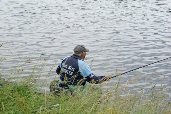 20070604-Watersportbaan vissen 076