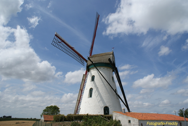 BROUCKEMOLEN--BEVEREN/YZER