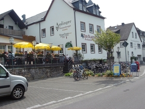 001008HappyMosel