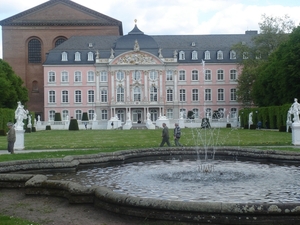 002027Trier