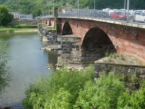 002043Trier