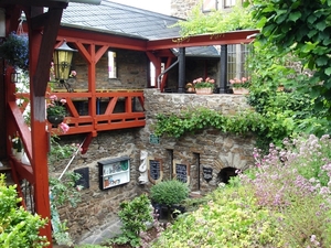 002507BurgThuran