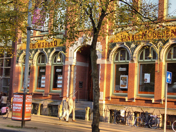 gebouw van het Nieuwsblad van het noorden