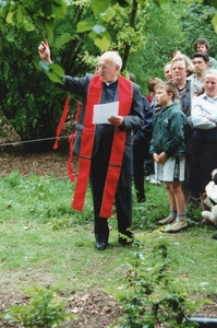 Inhuldiging bijenhal van de wase Imkersbond