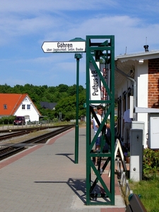 22 RUGEN 2-2005 115