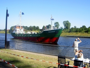 22 RUGEN 2-2005 357