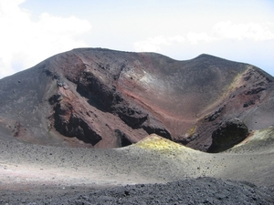 5 Etna _krater