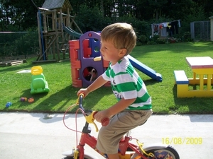 op bezoek bij onze kleinkinderen 15 Augustus 2009 023