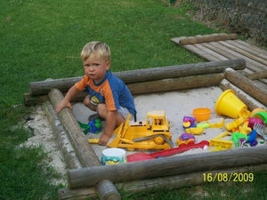 op bezoek bij onze kleinkinderen 15 Augustus 2009 056