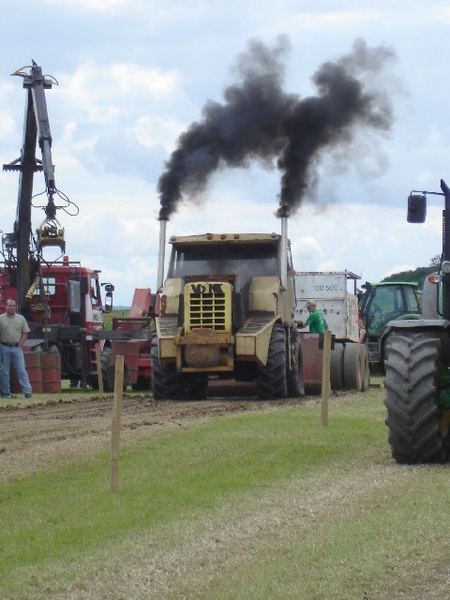 Matagne-la-Petite tractot pulling