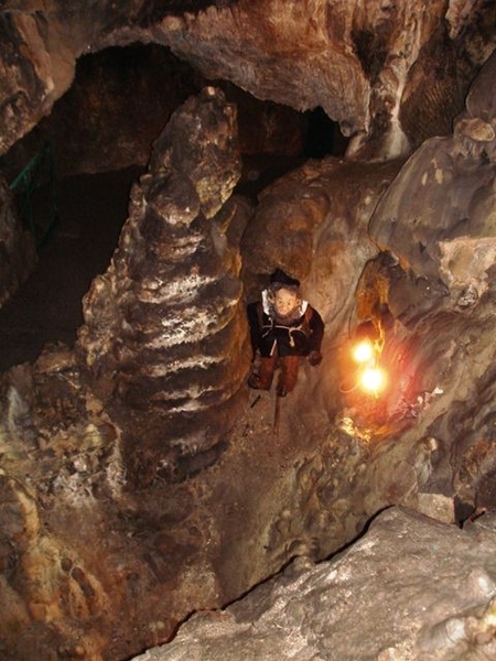 Fromelennes grottes du Nichet