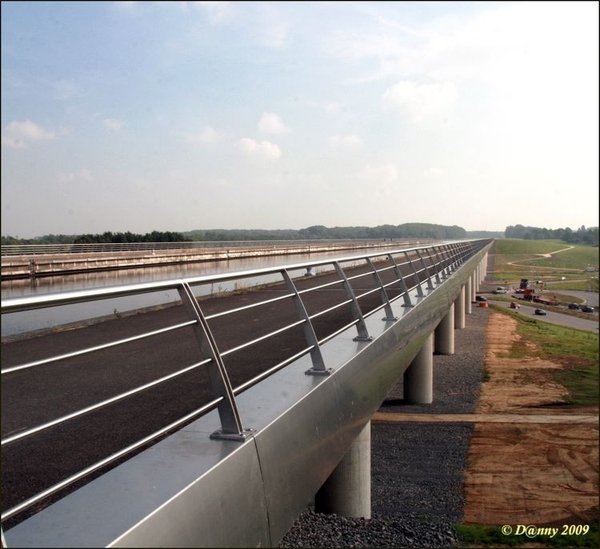 De 500 meter lange waterviaduct