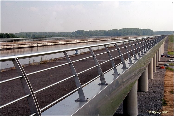 De 500 meter lange waterviaduct