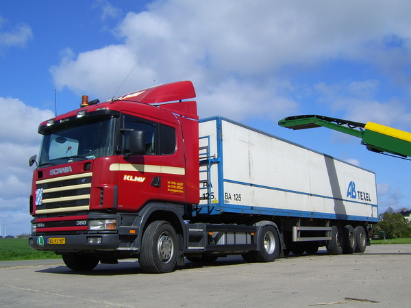 aardappels laden in noord Groningen