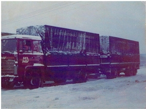 Combi in de sneeuw