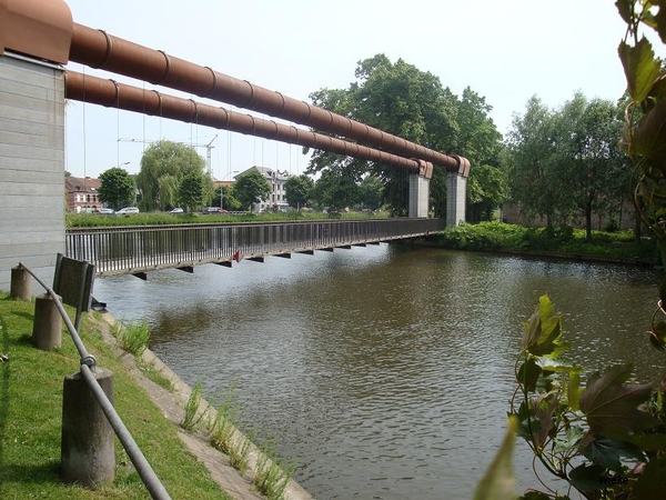 125      De Coupurebrug