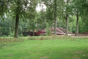 13    Voetgangersbrug minnewaterpark