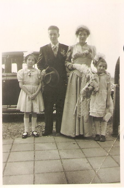 Trouwdag van Aart & Tiny Lodder. 10/03/1954