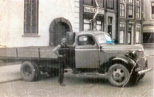 B-25983  Chevrolet