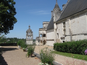 IMG_5548  La tour St Antoine en Logis Royal.